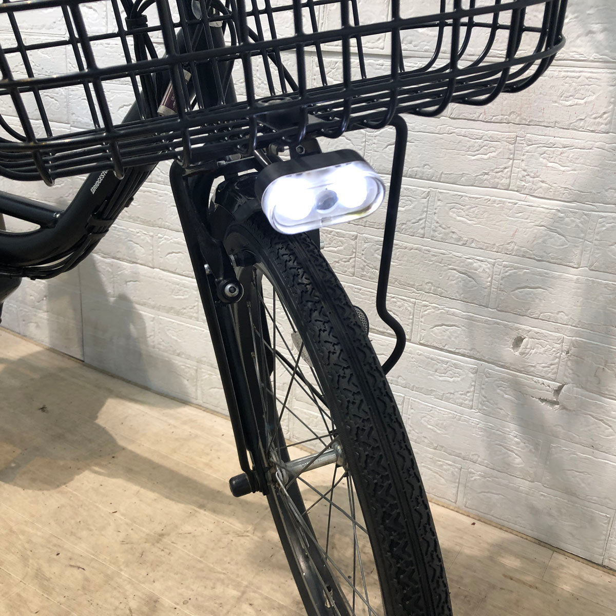 ブリヂストン アシスタファイン ミニ ブラック 前20×後18インチ YU047 【中古車】