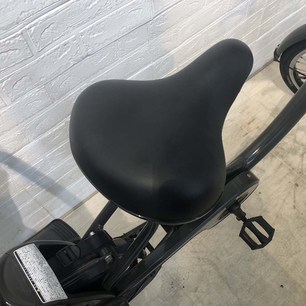 新品バッテリー ブリヂストン ビッケモブdd グレー 24×20インチ YG057 【中古車】