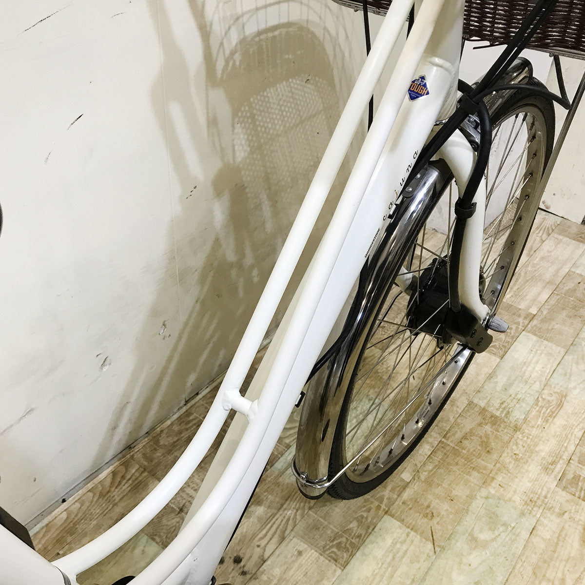 ブリヂストン カジュナ e ホワイト 26インチ KF056  【中古車】