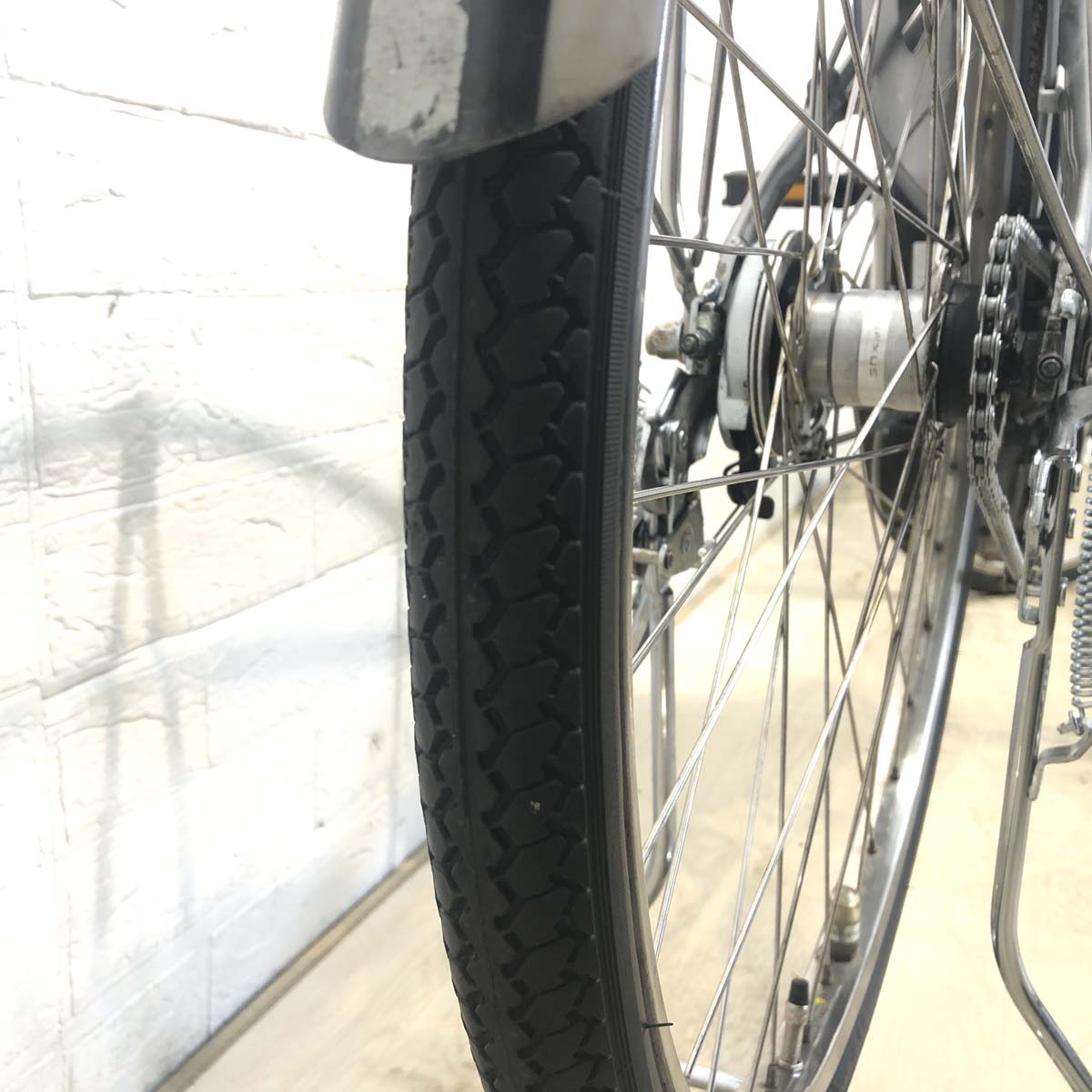 ブリヂストン アシスタDX シルバー 26インチ YG060 【中古車】