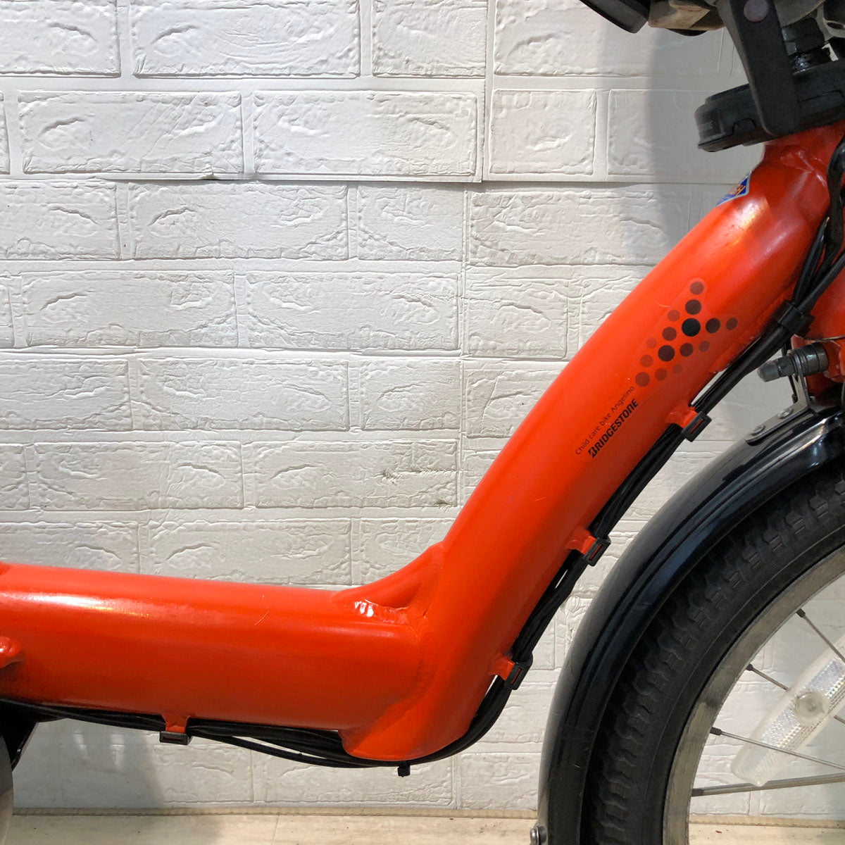 中古電動自転車 ブリヂストン アンジェリーノプティット e オレンジ 20インチ YB019