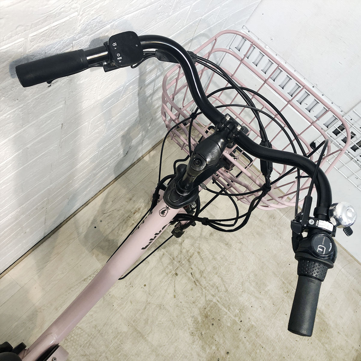中古電動自転車 新品バッテリー ブリヂストン ビッケモブdd ピンク 24×20インチ YG062