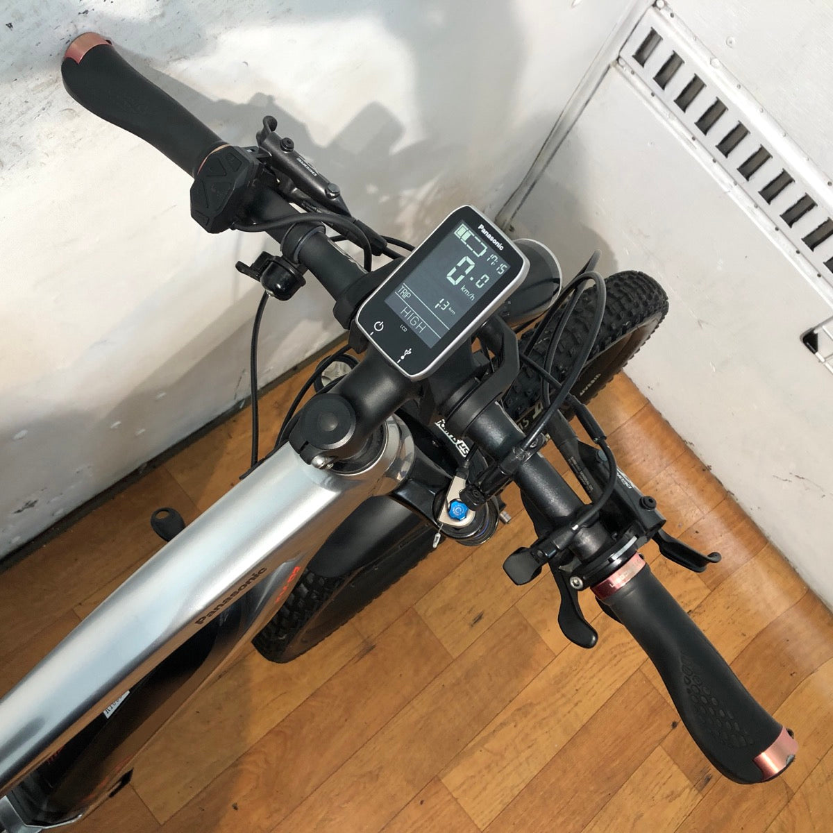 パナソニック XM-D2 V シルバー EWMD242 SR212Y e-MTB e-bike【中古車】 – e-charity