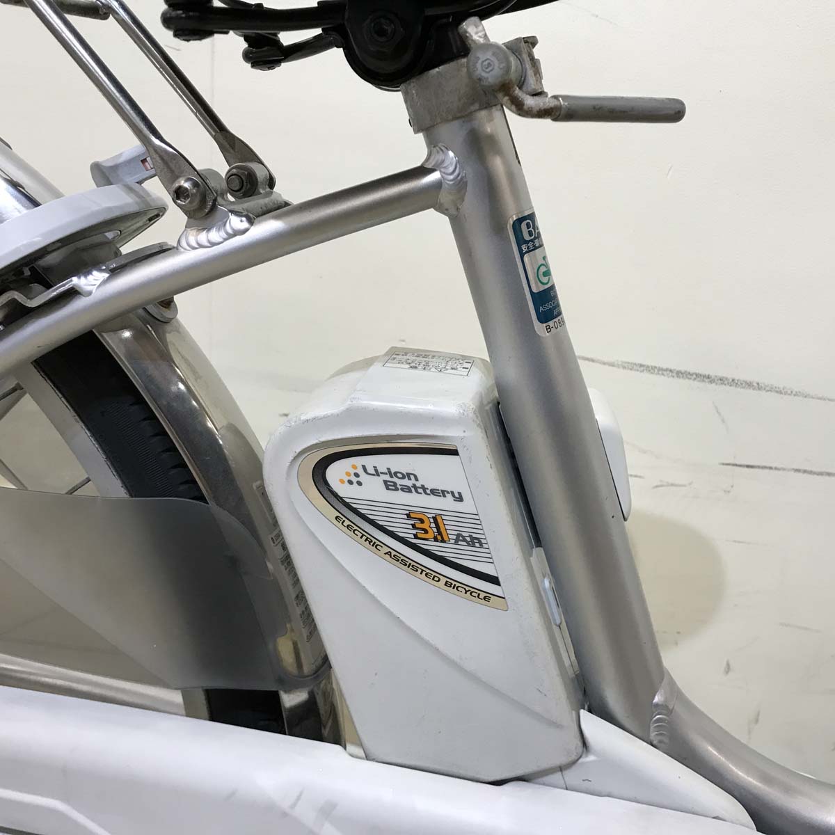 パナソニック ビビ NX シルバー 26インチ KV118 【中古車】