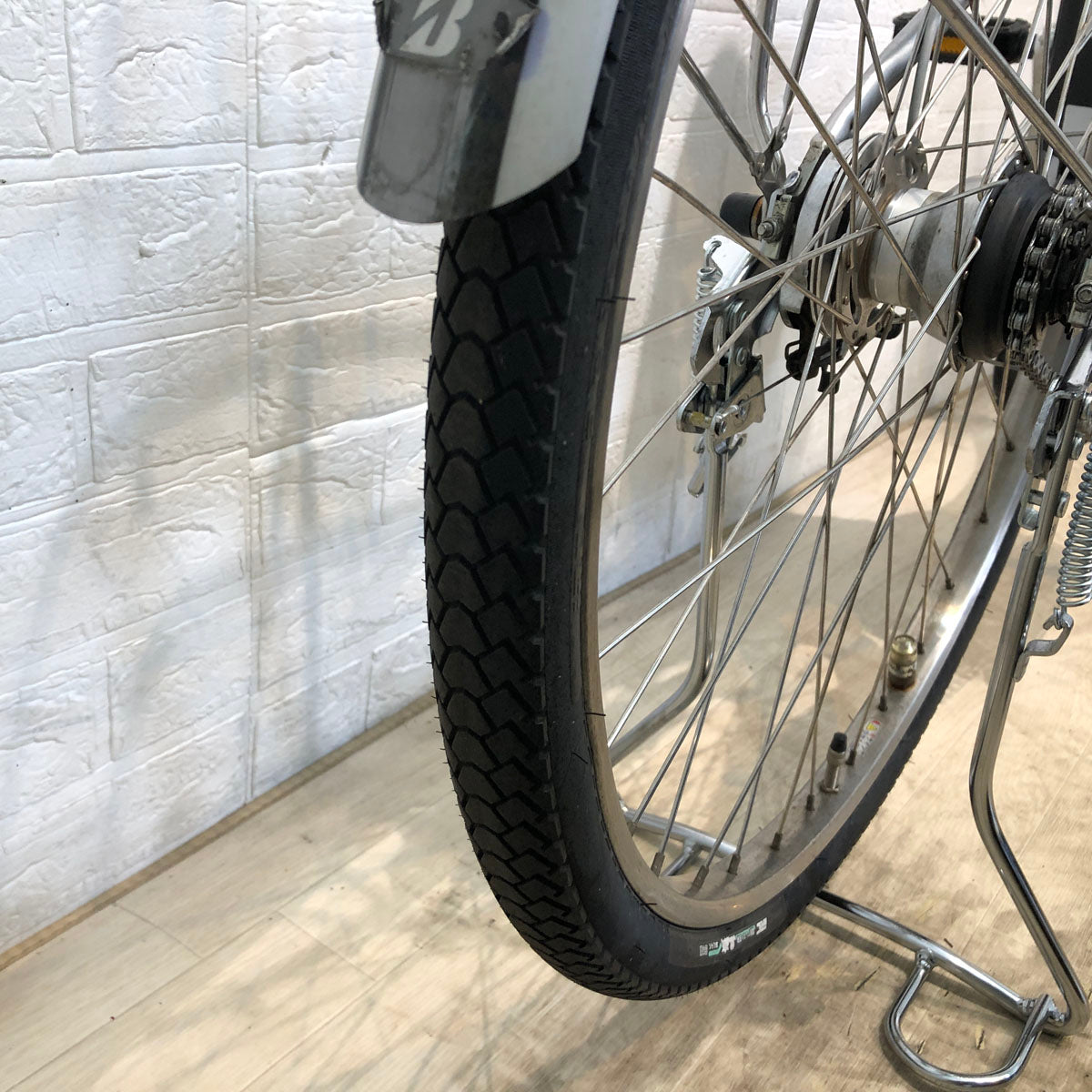 中古電動自転車 ブリヂストン アシスタ DX シルバー 26インチ YB022