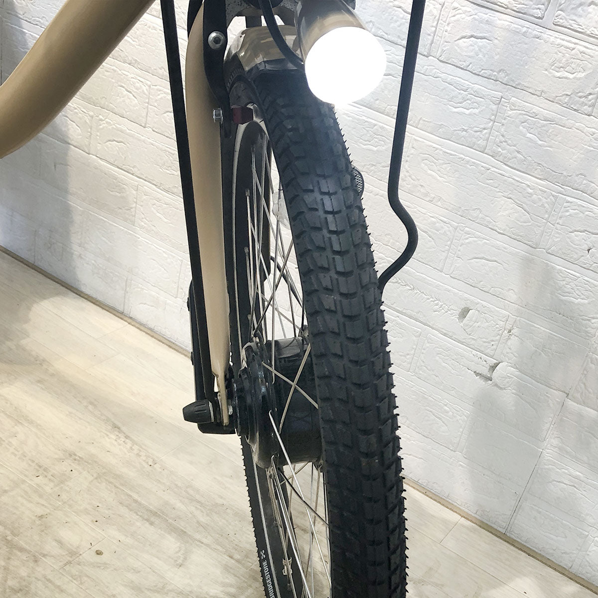 中古電動自転車 新品バッテリー ブリヂストン ビッケモブdd ベージュ 24×20インチ YG064