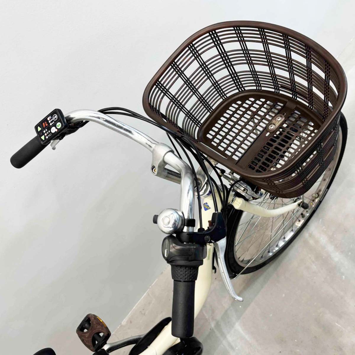 中古電動自転車 ブリヂストン アシスタロイヤル ベージュ 24インチ YJ089