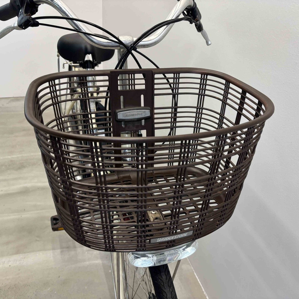 中古電動自転車 ブリヂストン アシスタロイヤル ベージュ 24インチ YJ089