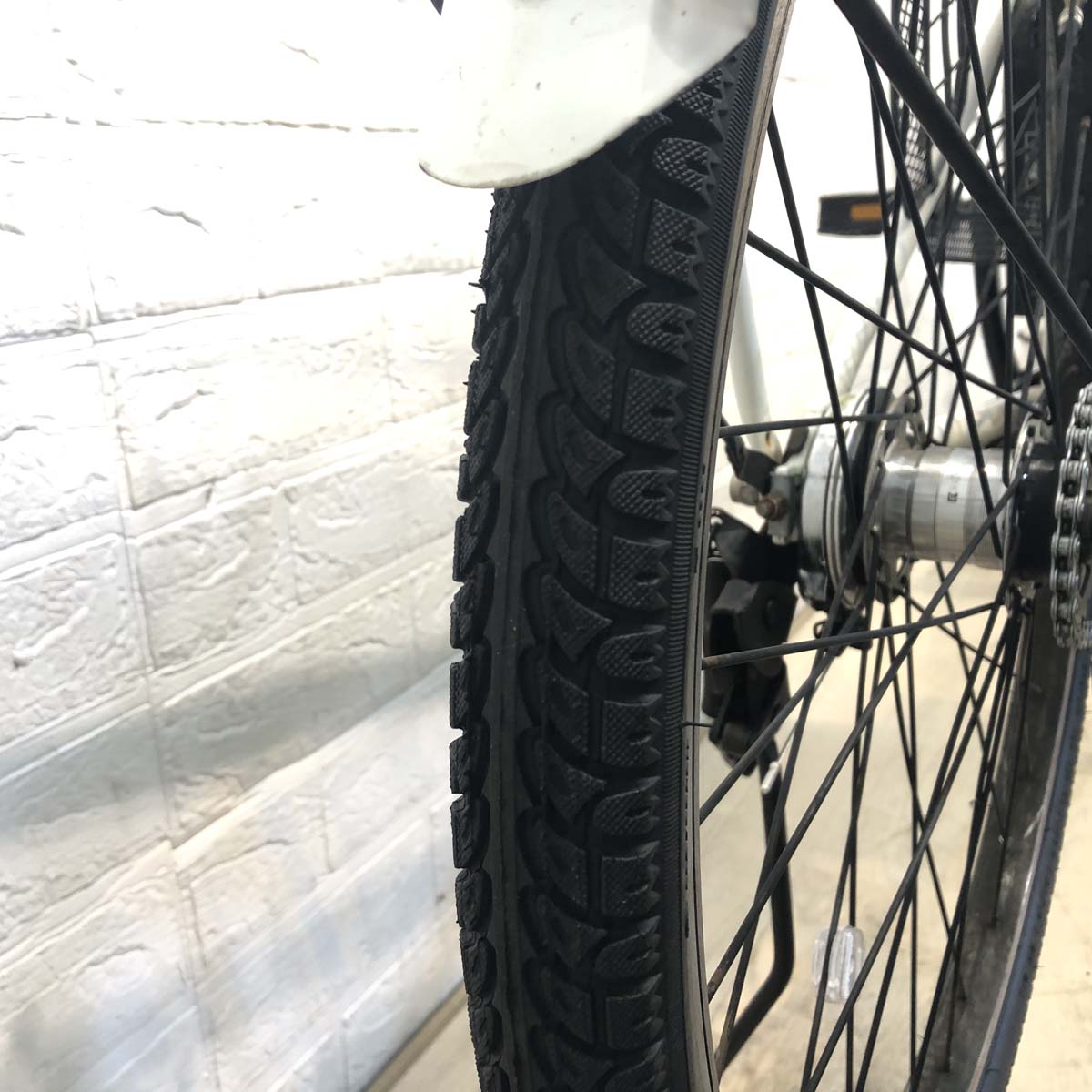 パナソニック ティモS ホワイト 26インチ YG069 【中古車】