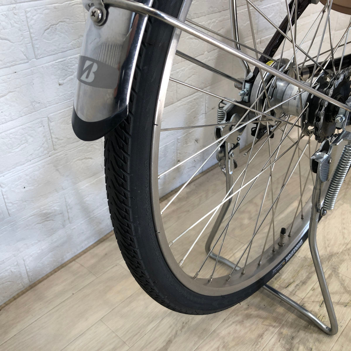 ブリヂストン アシスタ U DX ブラウン 24インチ SR408Y 【中古車】