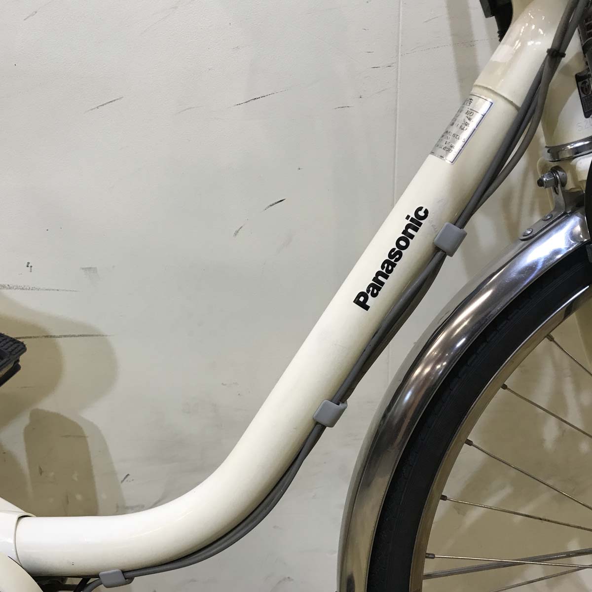 中古電動自転車 パナソニック ビビ DX ホワイト 26インチ KA042