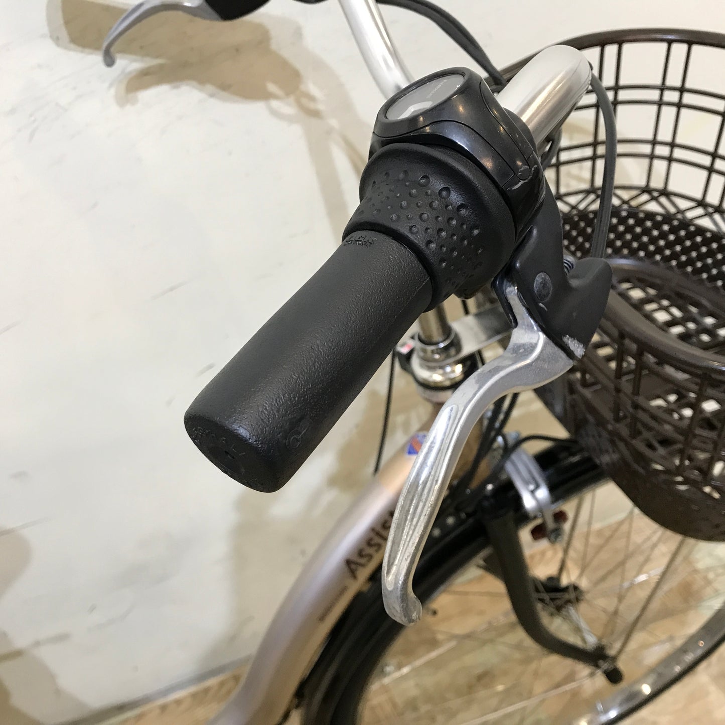 ブリヂストン アシスタ DX ゴールド 26インチ KV128 【中古車】