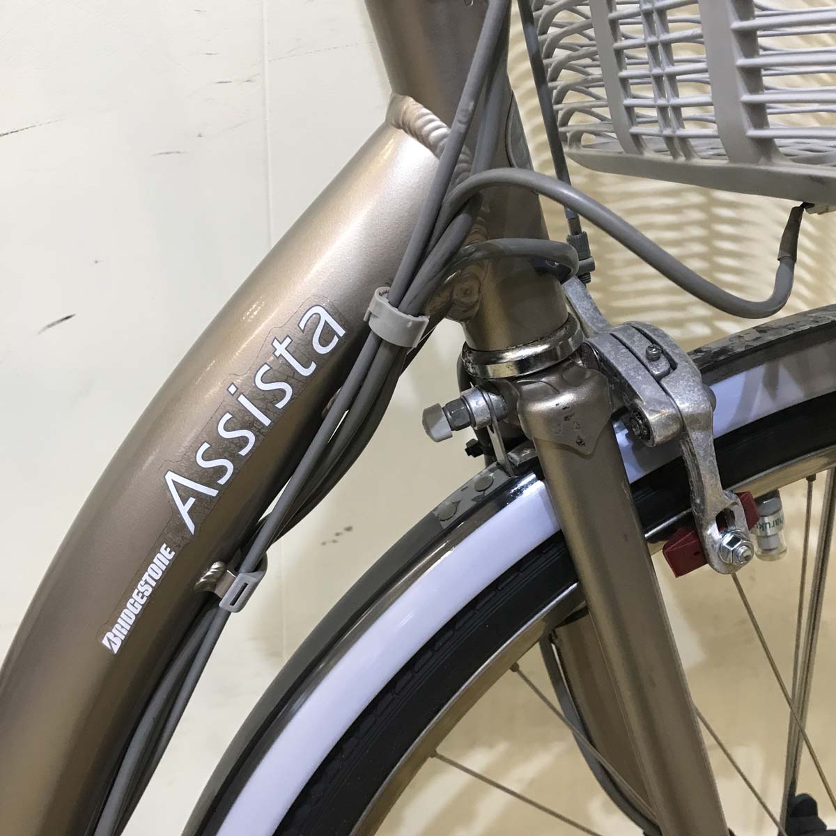 中古電動自転車 ブリヂストン アシスタ DX ゴールド 26インチ KA044