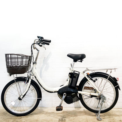 ブリヂストン アシスタ ユニ プレミア ホワイト 20インチ YP053 【中古車】