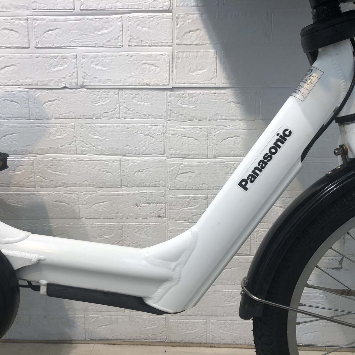 パナソニック ギュットミニK ホワイト 20インチ YG074 【中古車】