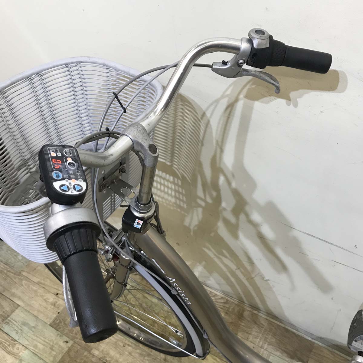 中古電動自転車 ブリヂストン アシスタ DX ゴールド 26インチ KA044
