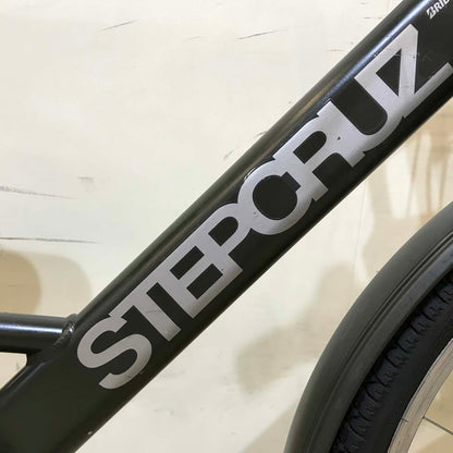 ブリヂストン ステップクルーズ カーキ 26インチ KV131 【中古車】