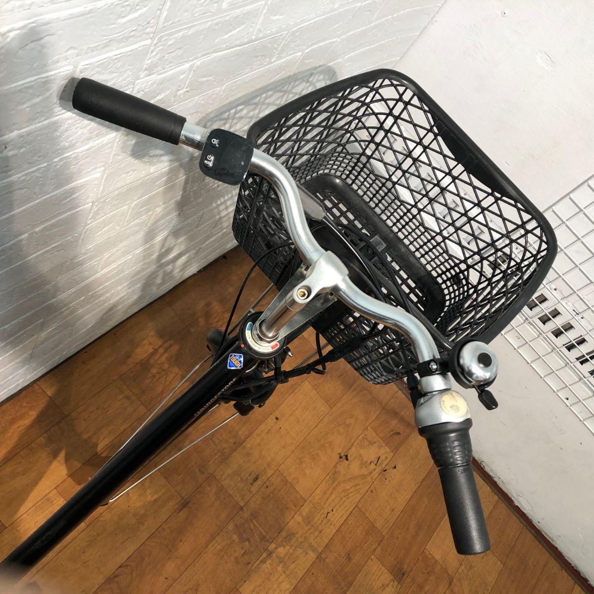 D550 ☆整備済み 中古電動自転車☆ブリヂストン アルベルトE【27