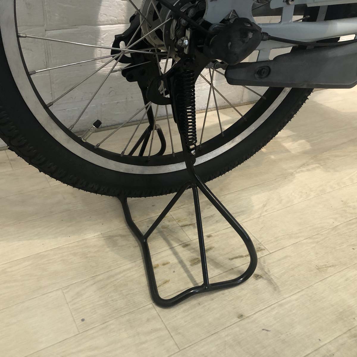 中古電動自転車 ブリヂストン ビッケ2e グレー 20インチ YG076