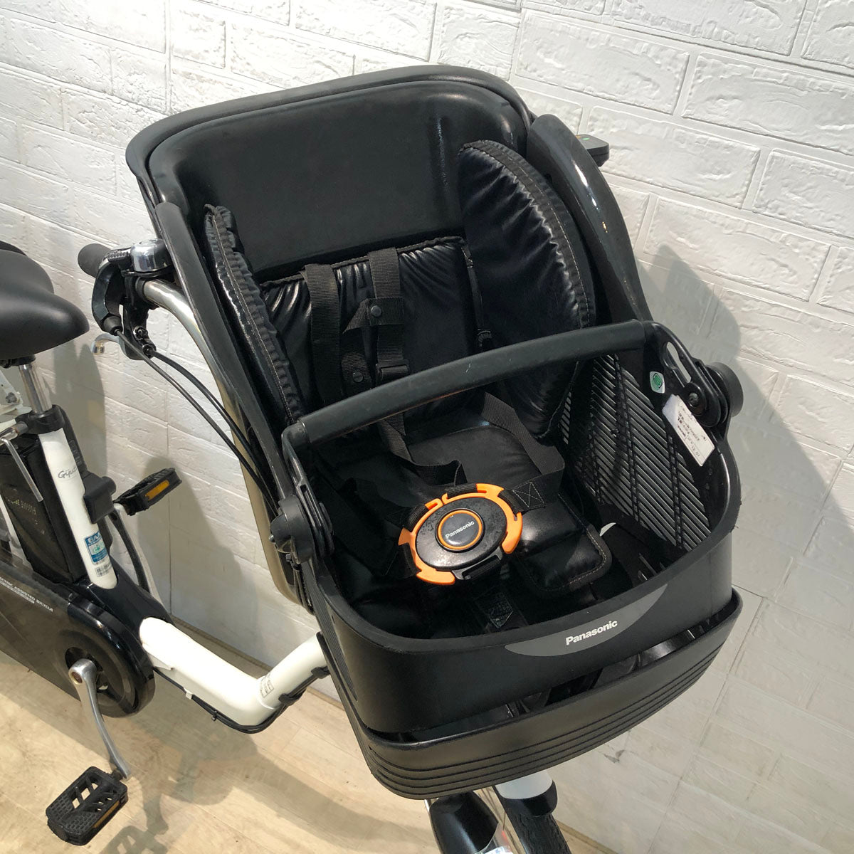 パナソニック ギュット DX ホワイト 前22×後26インチ YB035【中古車】