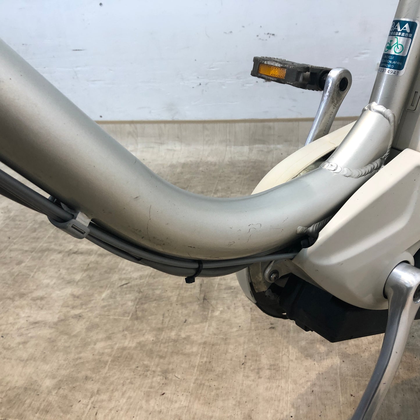 ブリヂストン アシスタ シルバー 26インチ YP056 【中古車】