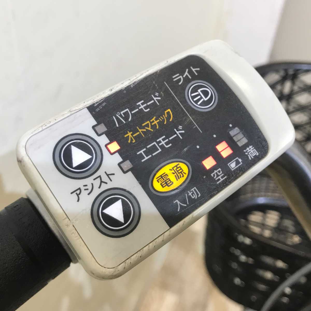 パナソニック ビビ NX シルバー 26インチ KR061 【中古車】