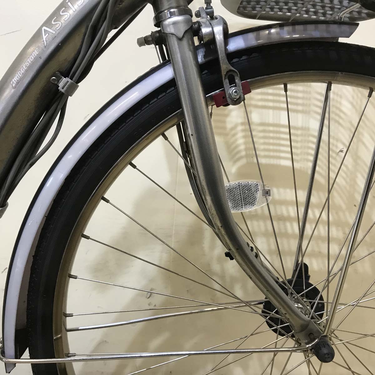 中古電動自転車 ブリヂストン アシスタ DX シルバー 26インチ KA051