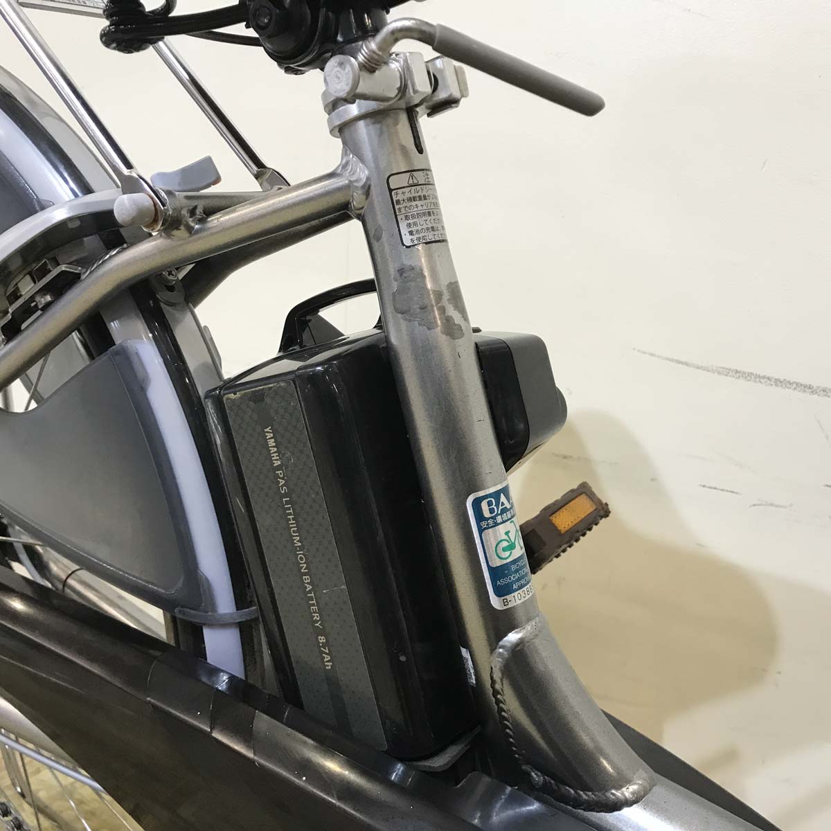 中古電動自転車 ブリヂストン アシスタ DX シルバー 26インチ KA051