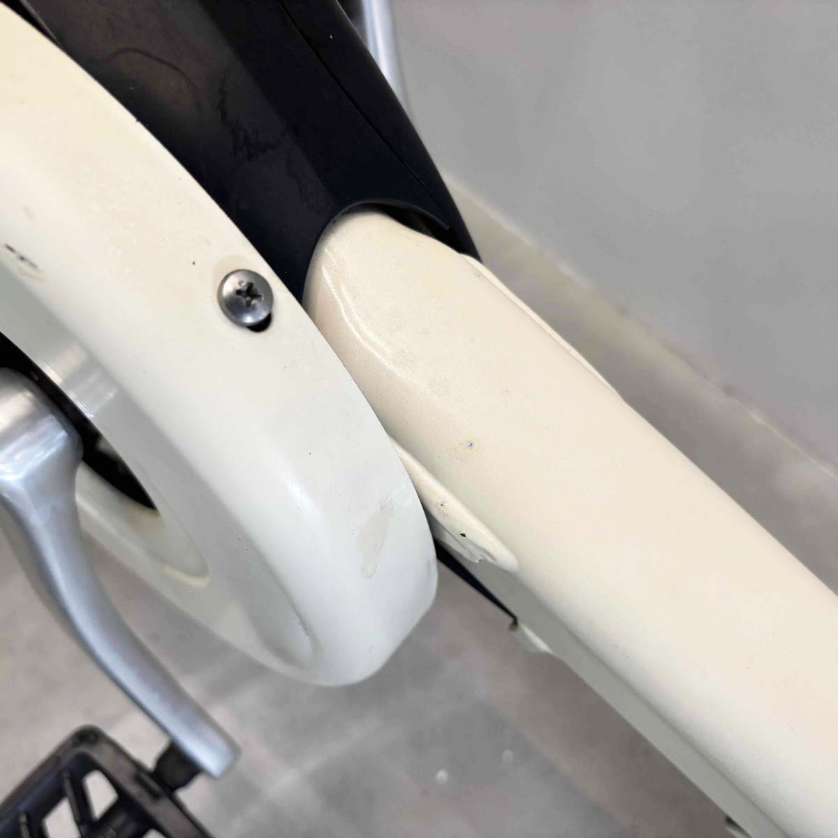 パナソニック ギュットミニDX ホワイト 20インチ YJ101 【中古車】