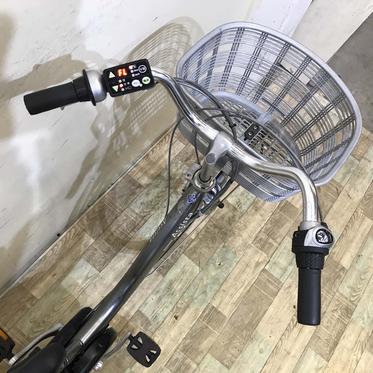 ブリヂストン アシスタ DX シルバー 26インチ KA051 【中古車】