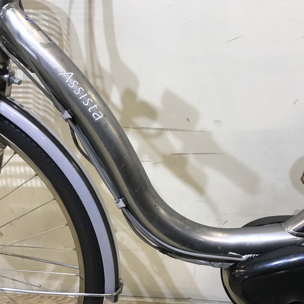 ブリヂストン アシスタ DX シルバー 26インチ KA051 【中古車】