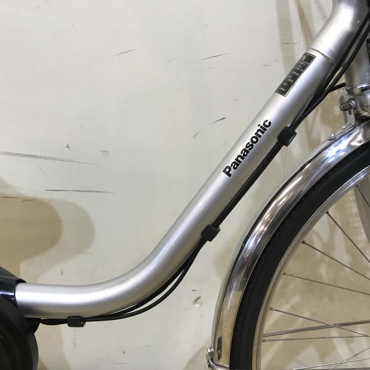 パナソニック ビビ SX シルバー 26インチ KF077【中古車】
