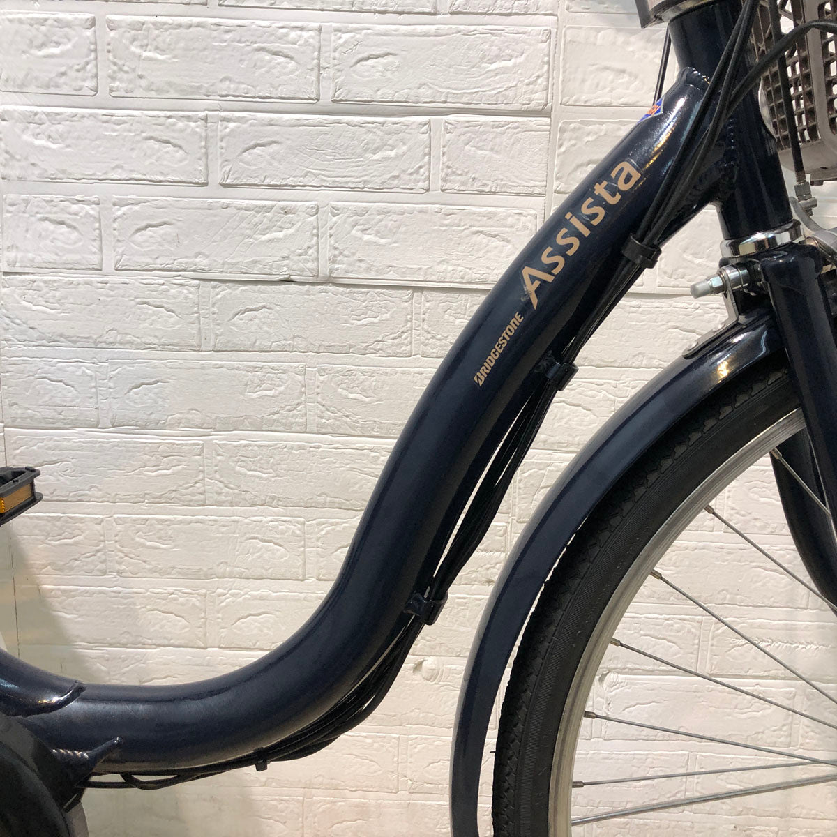 中古電動自転車 ブリヂストン アシスタ ベーシック ネイビー 26インチ YB040