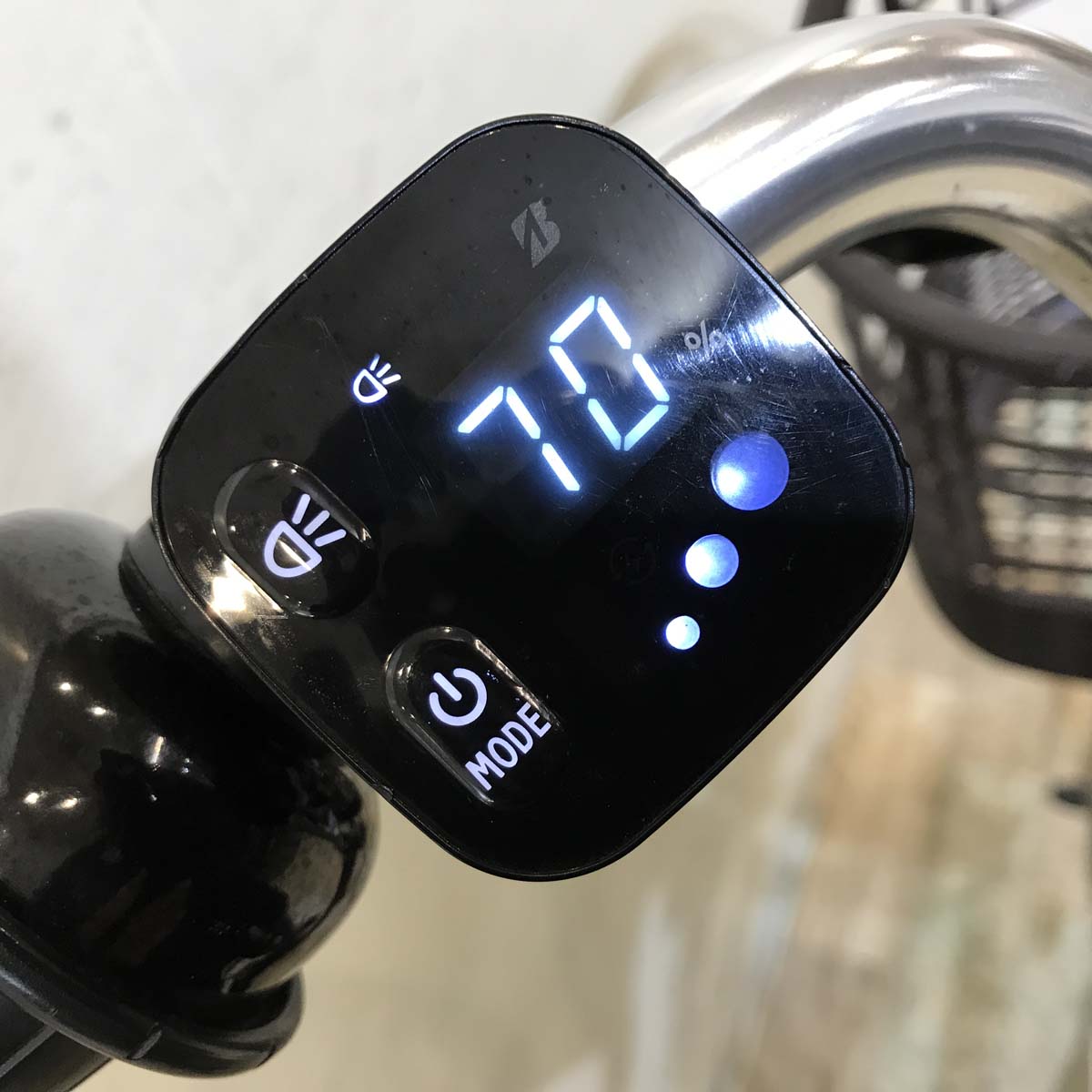 ブリヂストン フロンティア ブラウン 26インチ KV140 【中古車】