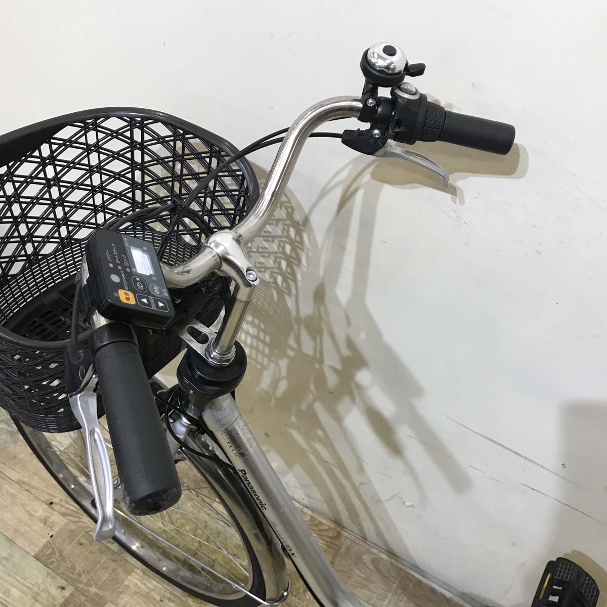中古電動自転車  パナソニック ビビ DX シルバー 26インチ KA055