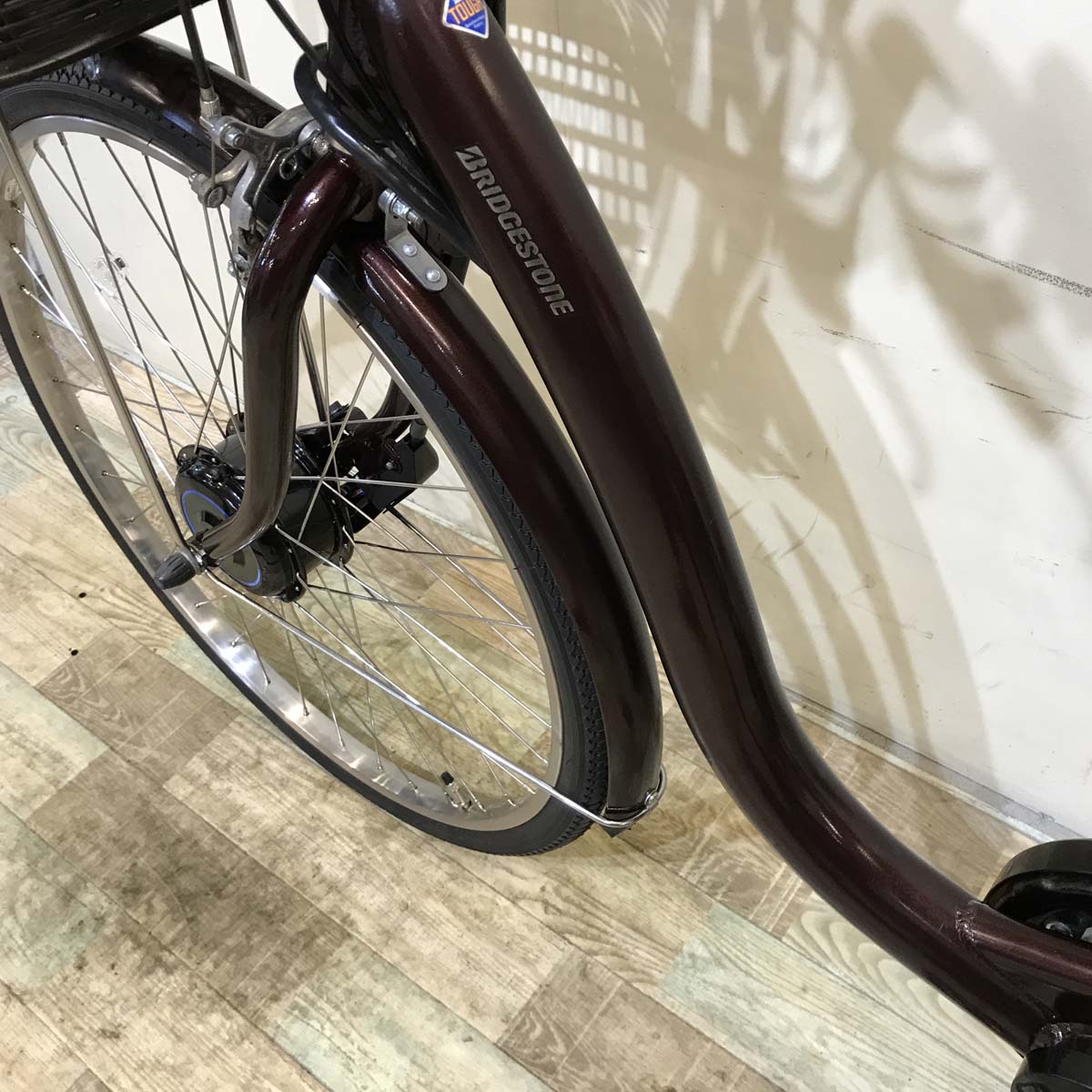 ブリヂストン フロンティア ブラウン 26インチ KV140 【中古車】