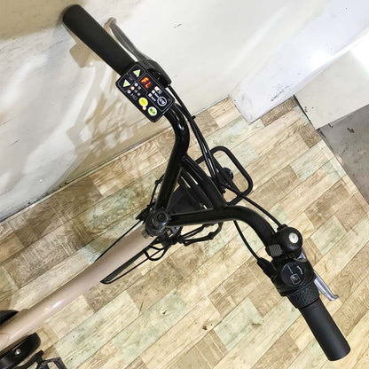 ブリヂストン アシスタ ユニ ベージュ 20インチ KA056 【中古車】