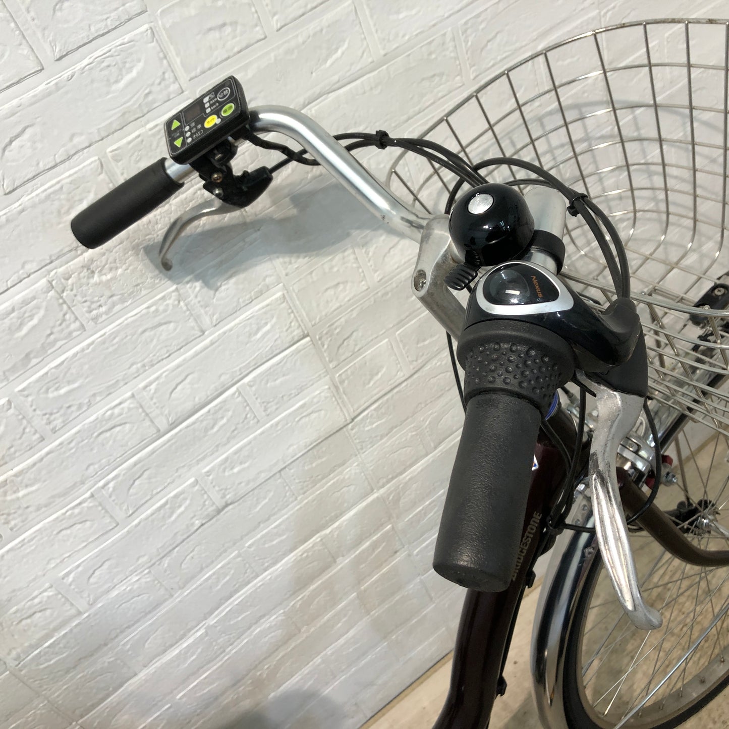 ブリヂストン アシスタ U DX ブラウン 26インチ YP069 【中古車】