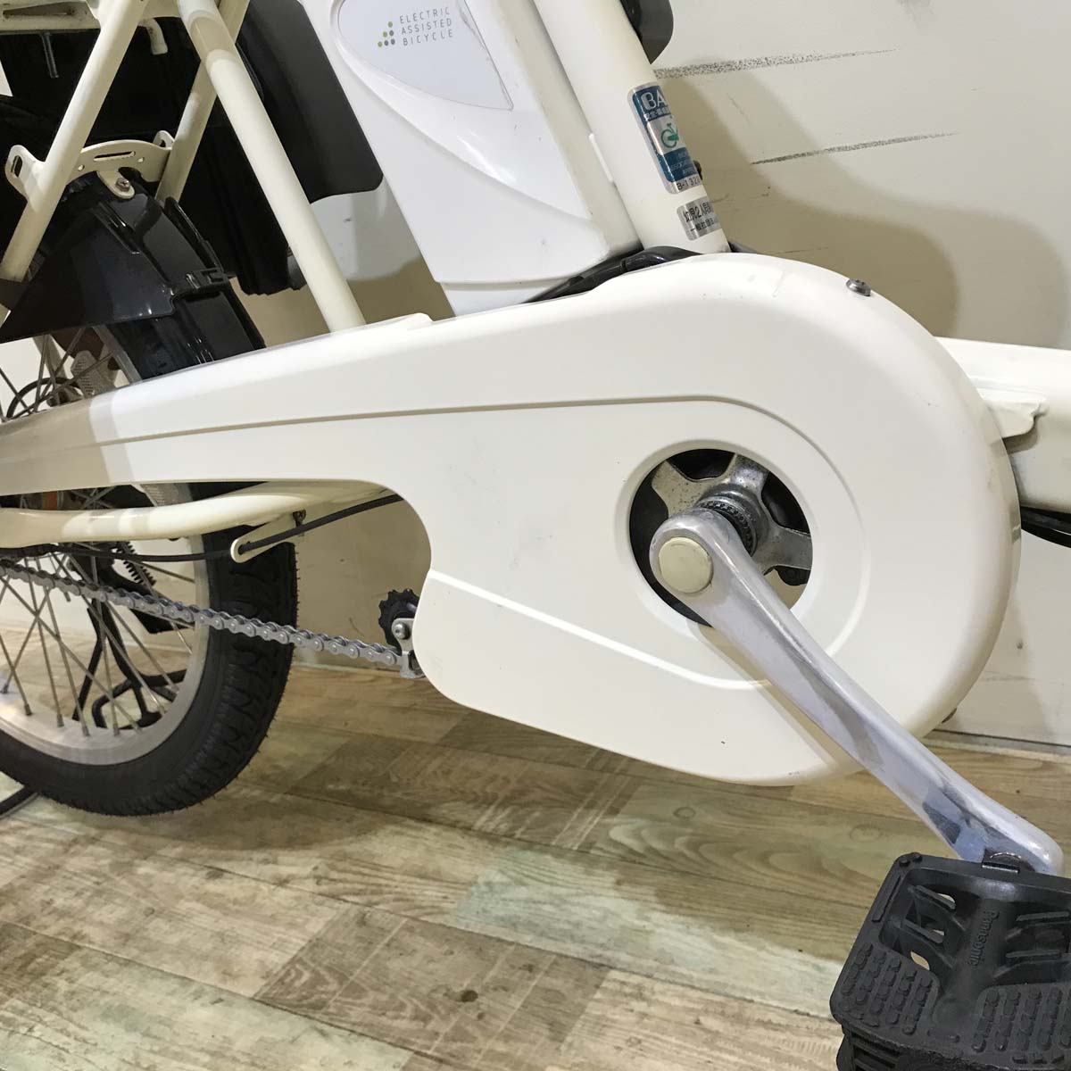 パナソニック ギュット ミニ ホワイト 20インチ KW007【中古車】