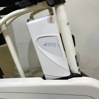 パナソニック ギュット ミニ ホワイト 20インチ KW007【中古車】