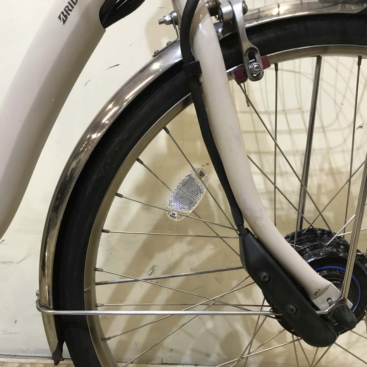 中古電動自転車  ブリヂストン フロンティア DX グレージュ 26インチ KA063