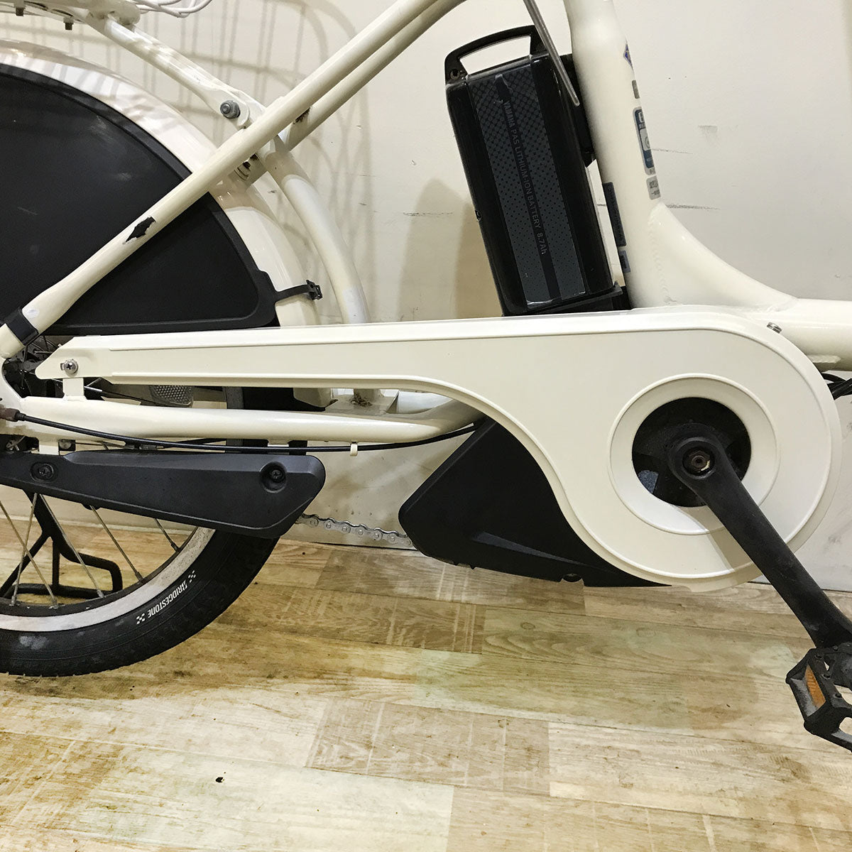 中古電動自転車 ブリヂストン bikke 2 e ビッケ ツー イー ホワイト20インチ KF090