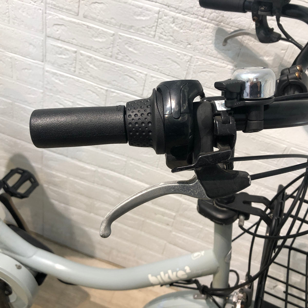 ブリヂストン bikke 2 e ビッケ ツー イー グレー 20インチ YU082 【中古車】