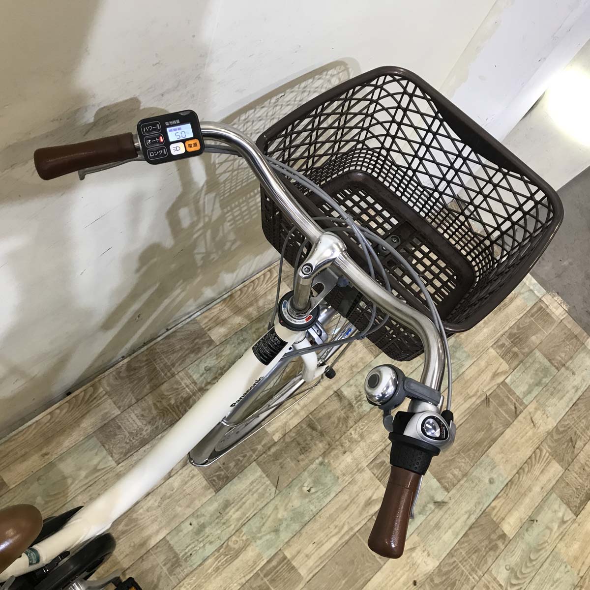 パナソニック ビビ LU ホワイト 26インチ KA066 【中古車】