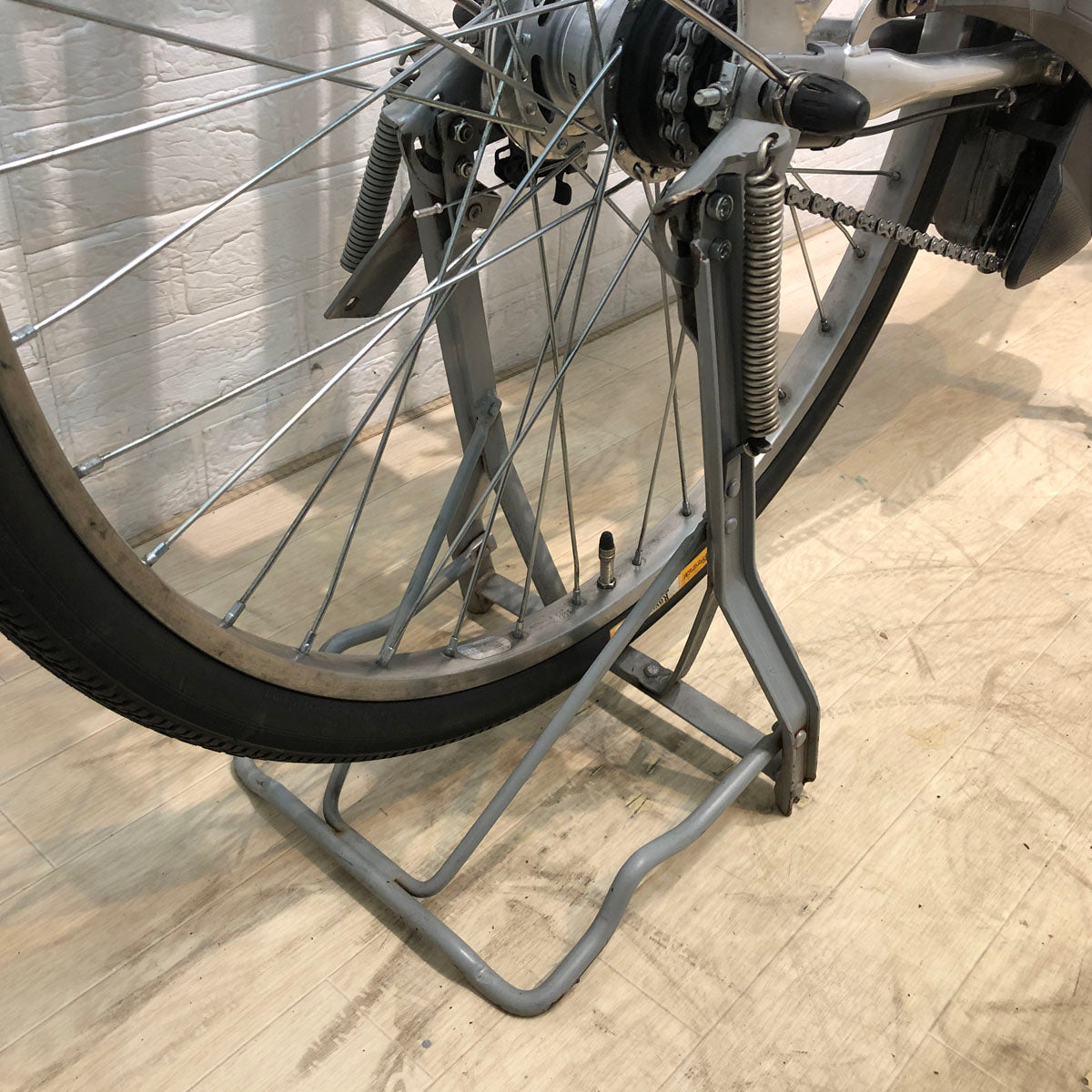 中古電動自転車 ブリヂストン アシスタ ビジネス U型 シルバー 26