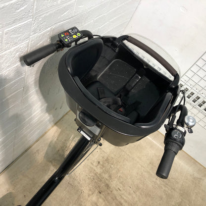 ブリヂストン アンジェリーノ プティット e ブラック 20インチ YP081【中古車】