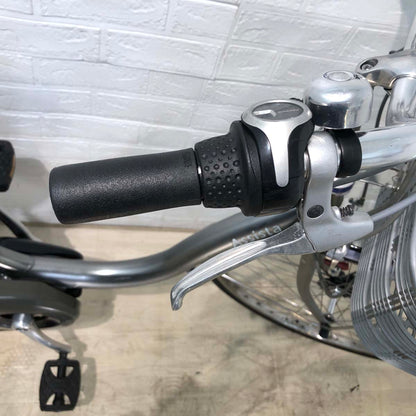 ブリヂストン アシスタ ロイヤル シルバー 24インチ YB061【中古車】