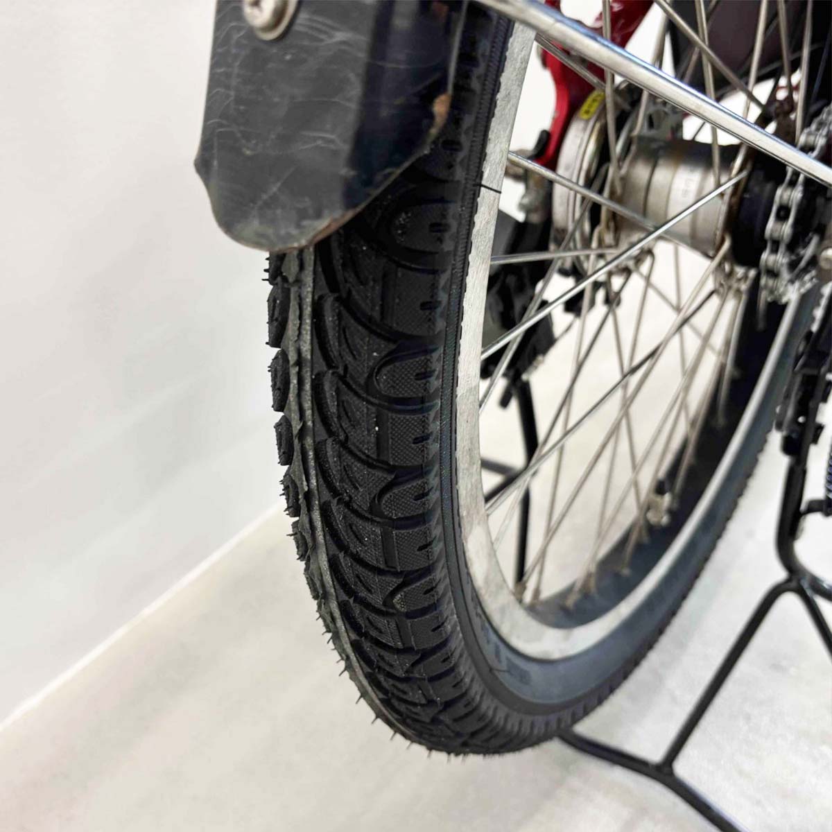 ブリヂストン アンジェリーノプティットe レッド 20インチ YJ126 【中古車】
