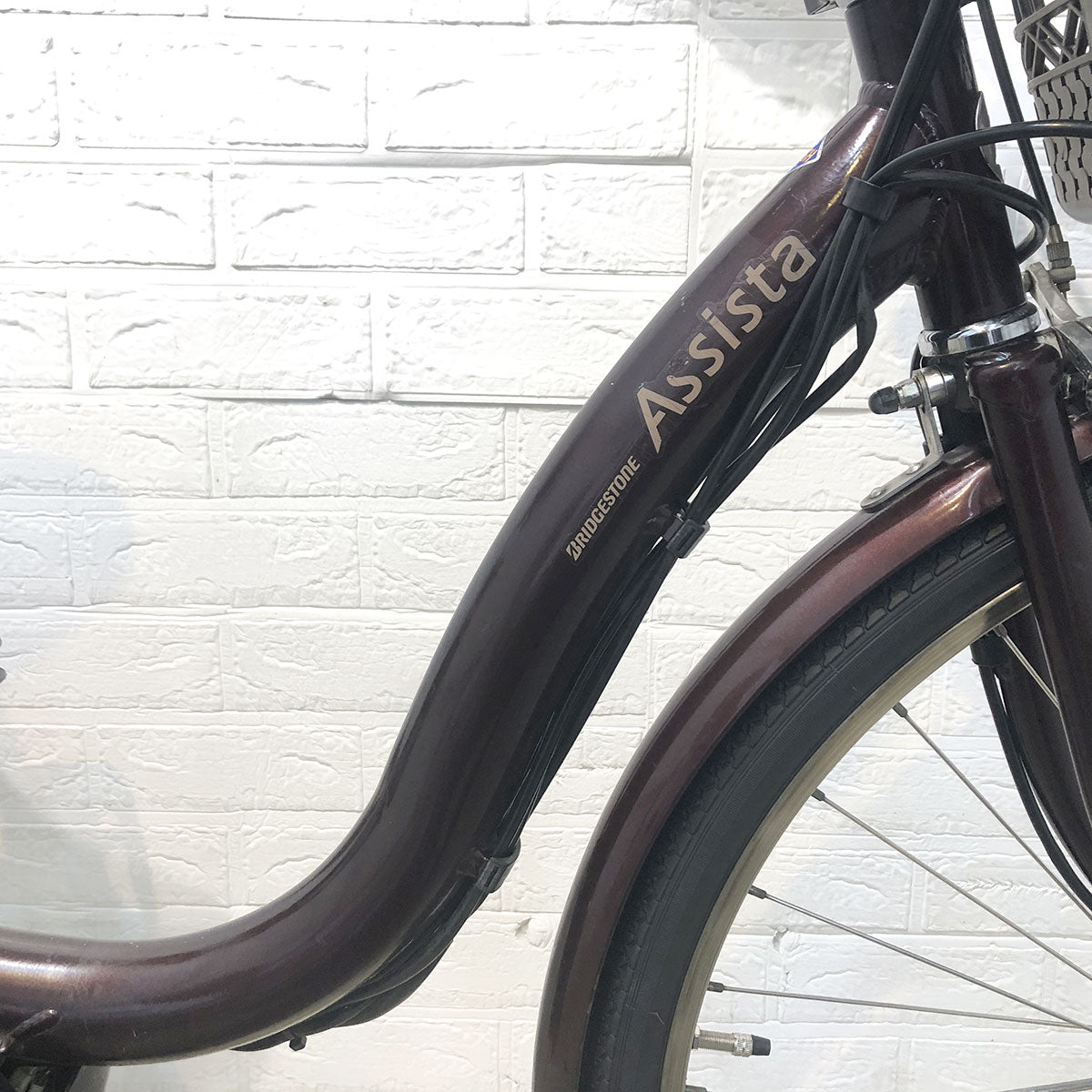 【１万円引き！】ブリヂストン アシスタファインDX ブラウン 26インチ YG105 【中古車】