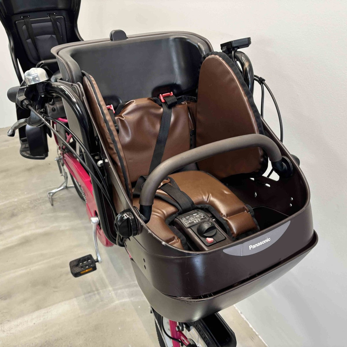 新品バッテリー パナソニック ギュットミニDX ピンク 20インチ YJ127 【中古車】